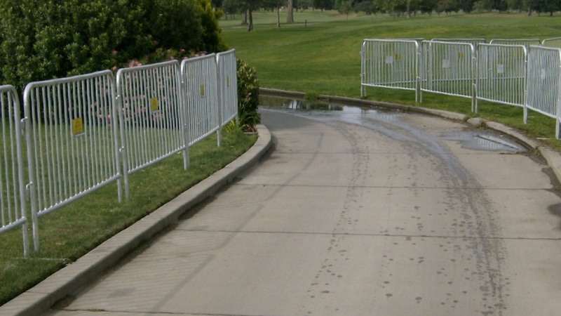 barricade fencing on road sides